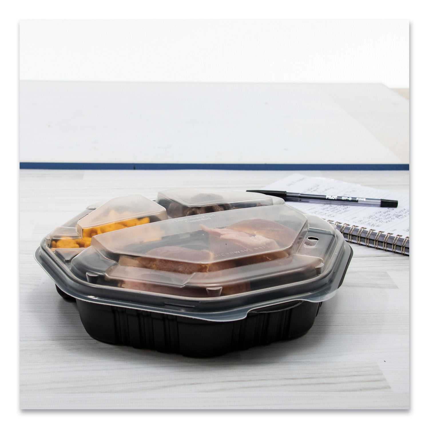 SOLO® OctaView Hinged-Lid Hot Food Containers, 3 Compartments, 38 oz, 9.55 x 9.1 x 2.4, Black/Clear, Plastic, 100/Carton
