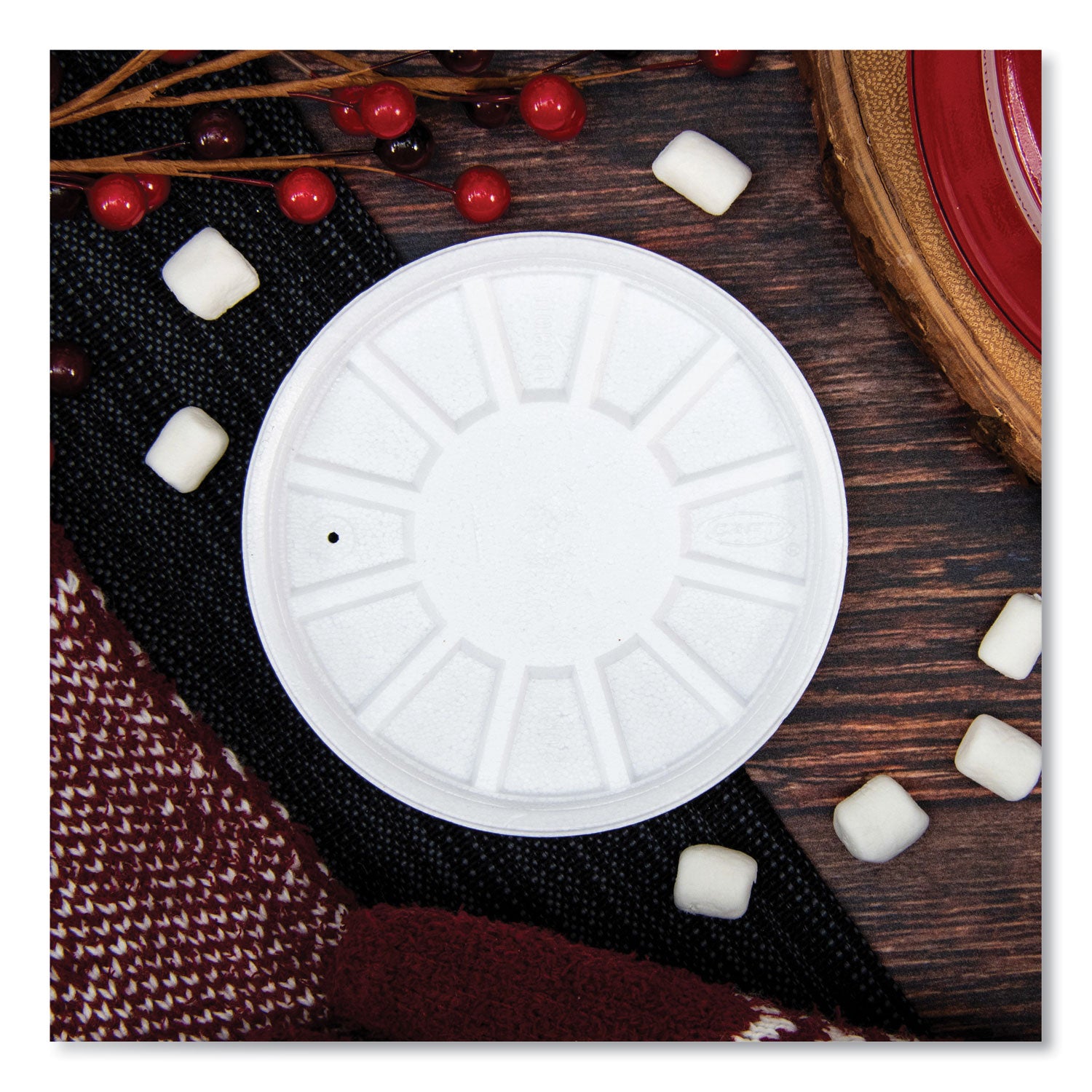 Dart® Vented Foam Lids, Fits 6 oz to 32 oz Hot Cups, White, 50/Pack, 10 Packs/Carton