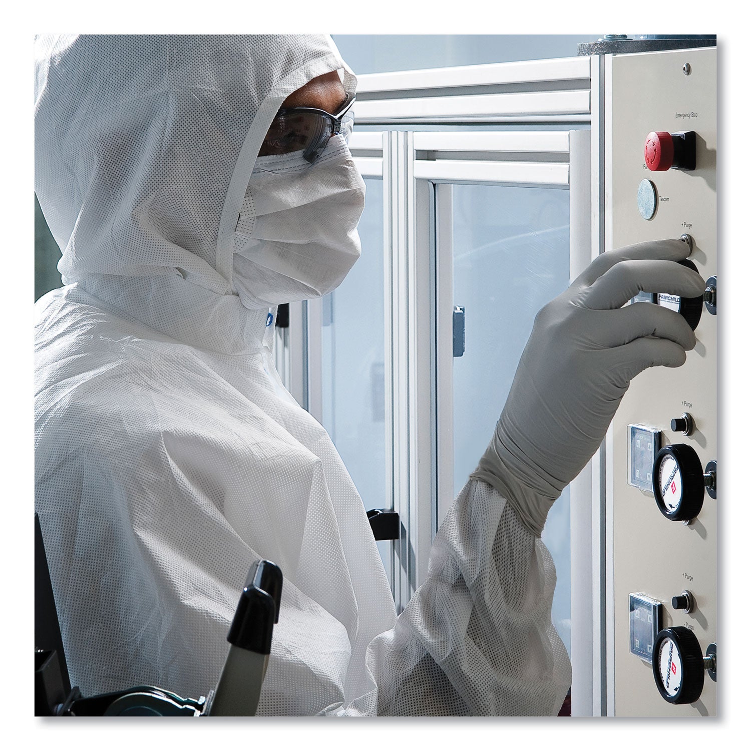 Kimtech™ STERLING Nitrile Exam Gloves, Powder-free, Gray, 242 mm Length, X-Large, 170/Box