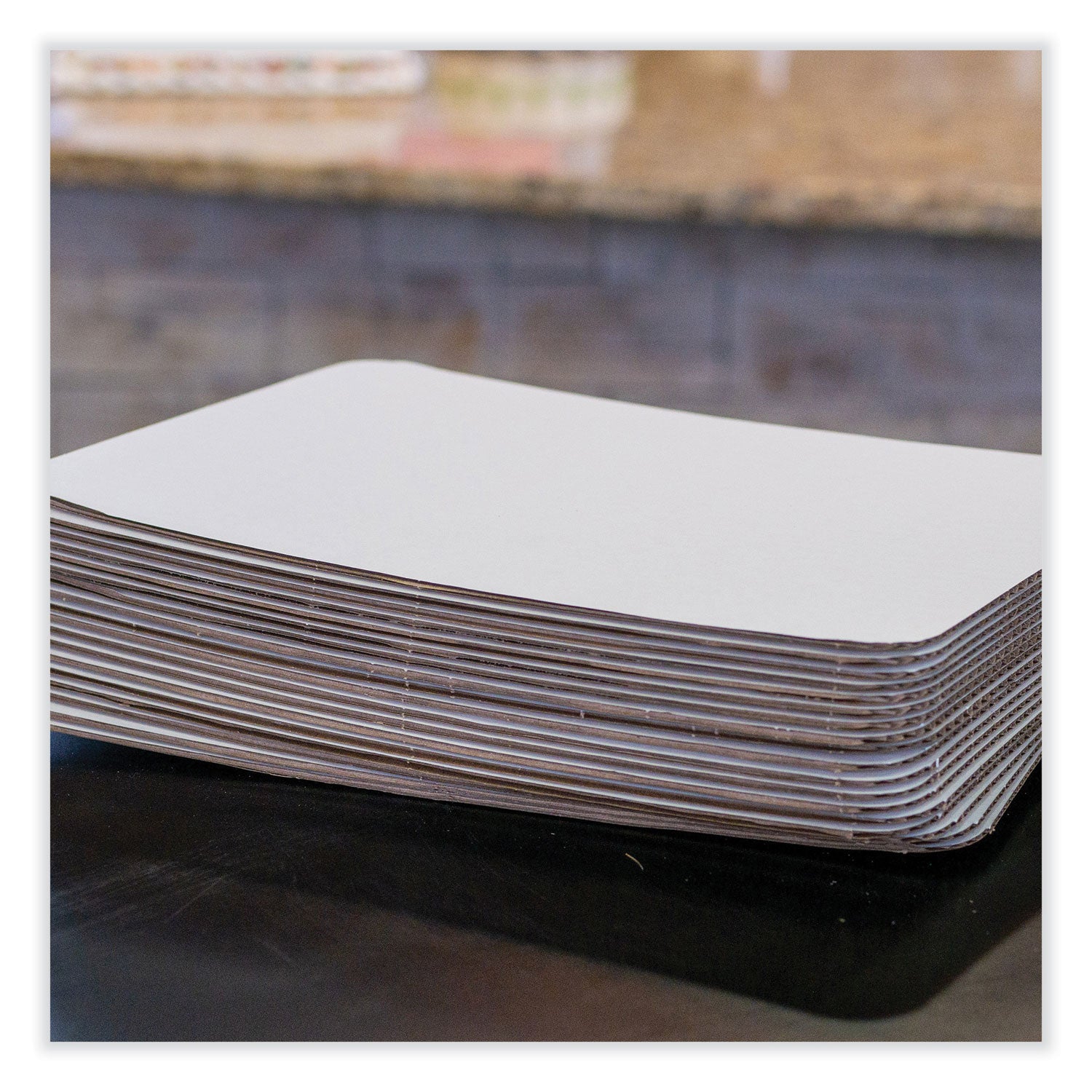 SCT® Bakery Bright White Cake Pad, Single Wall Pad, 25.5 x 17.5, White, Paper, 50/Carton