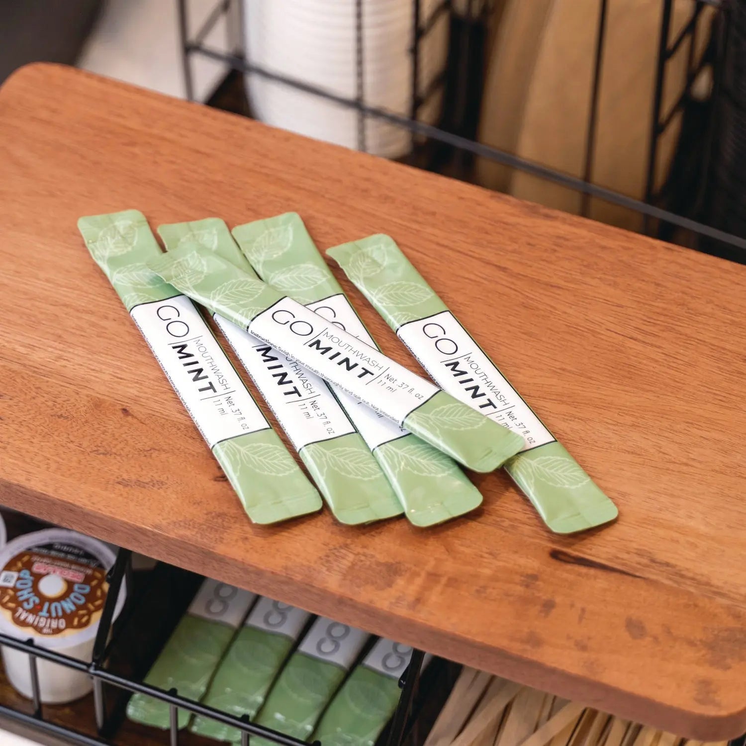 Individual Mouthwash Packets, Mint Flavor, 0.37 oz Packet, 5/Pack, 12 Packs/Box Go Mouthwash Flipcost