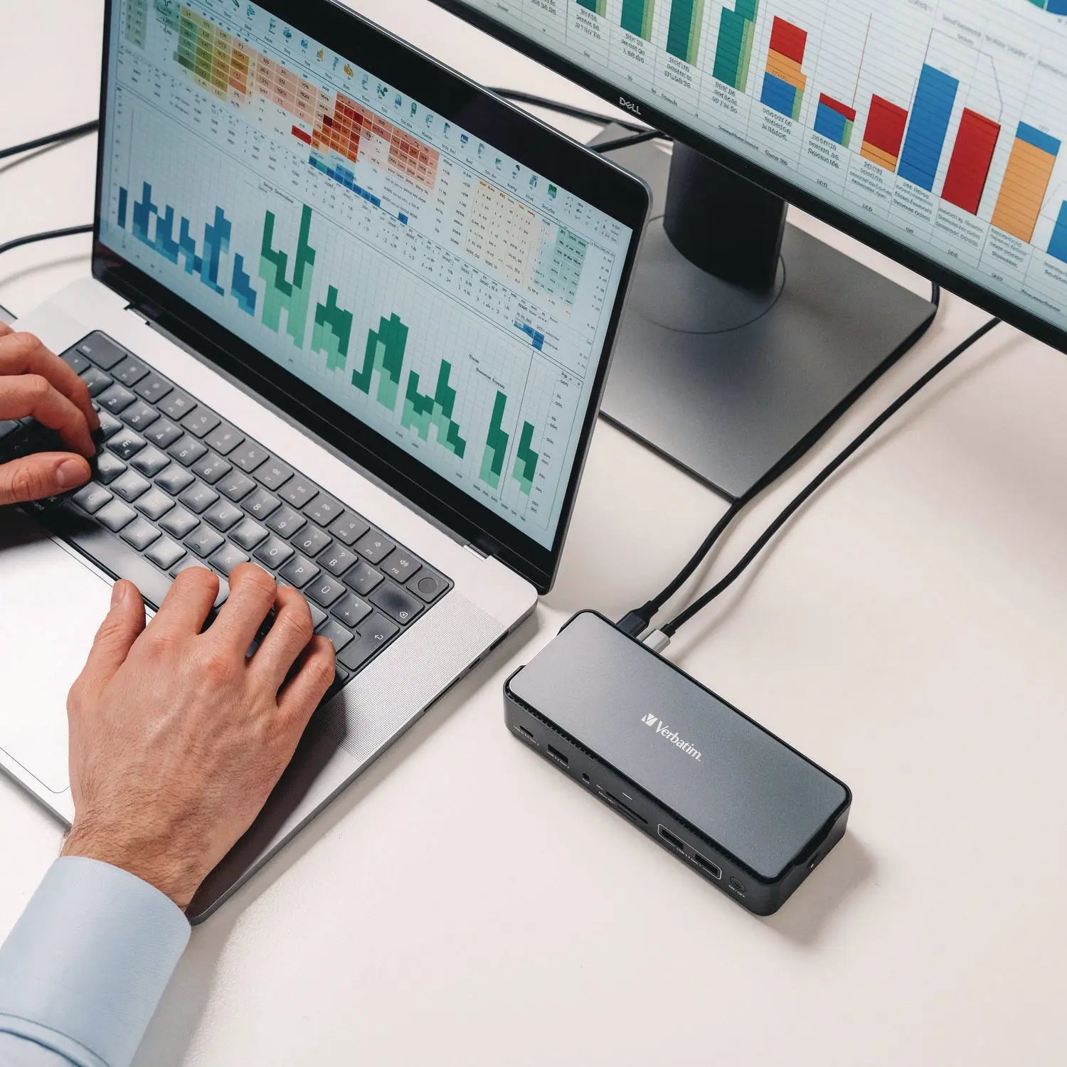 USB-C Pro Docking Station 15-in-1 SSD Enclosure, Audio/DisplayPort/HDMI/Micro SD/NVMe/RJ45/SD/USB-A/USB-C/SATA, Gray Verbatim® Flipcost